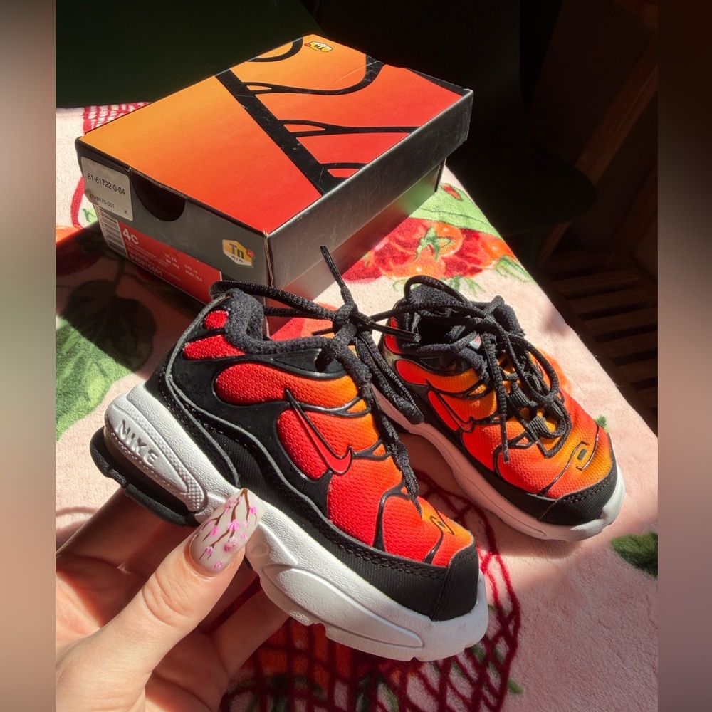 Nike Little Air Max Plus TD Sunset Tigers Toddler Red Black Orange Shoes 4c Baby